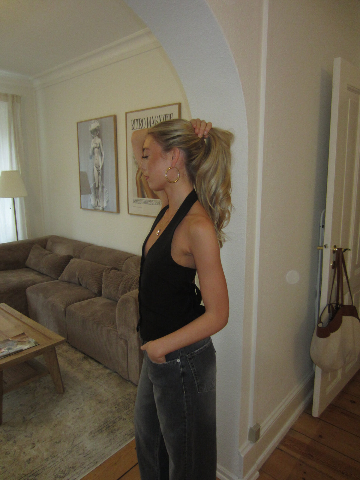 Rikke fitted vest with tie detail - Black