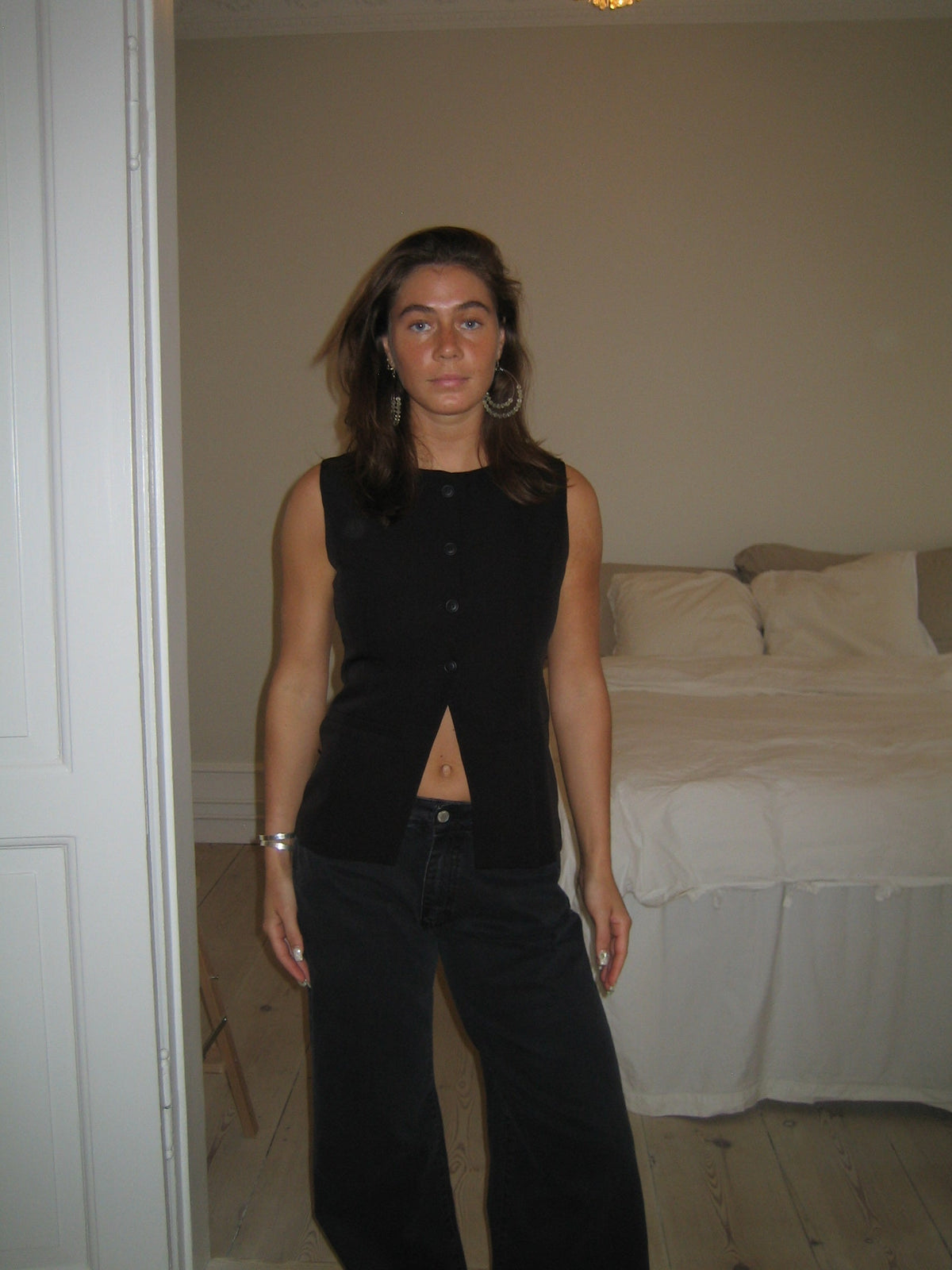 Annika vest with buttons - Black