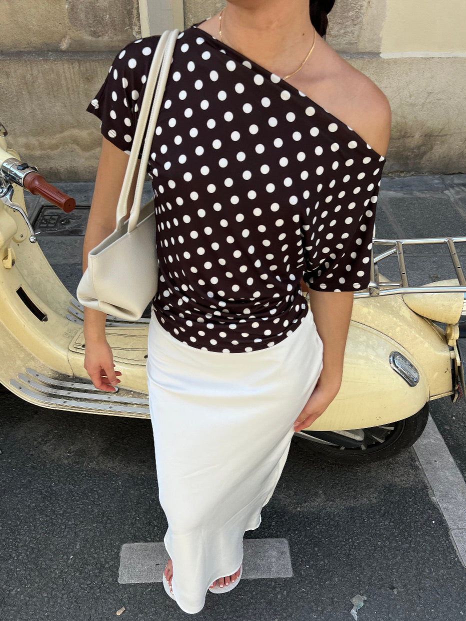 Florine fitted t-shirt with polka dots – Brown/white