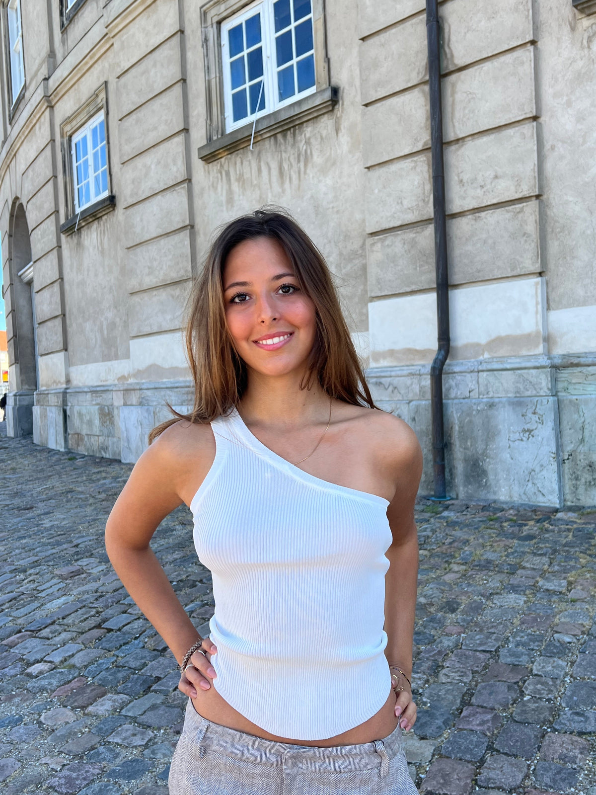 Ariel one-shoulder top - White