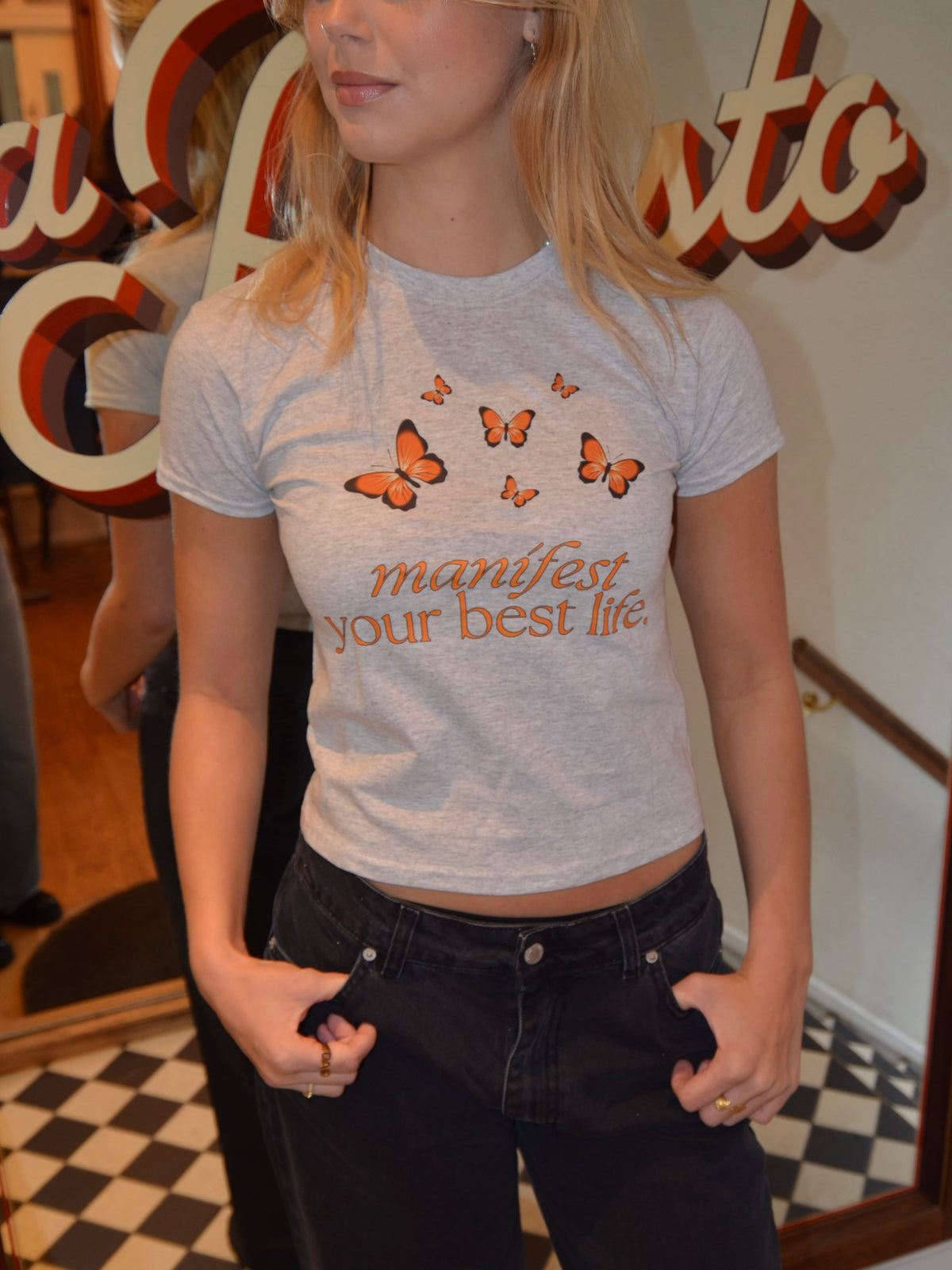 "Manifest your best life" baby tee - Grey