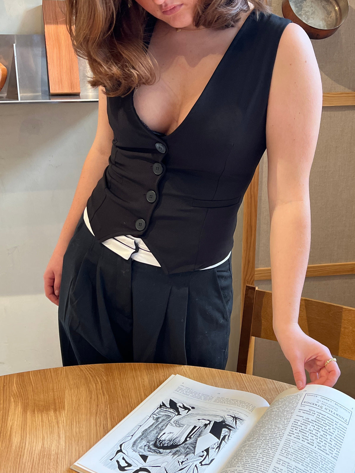 Ottilia vest - Black