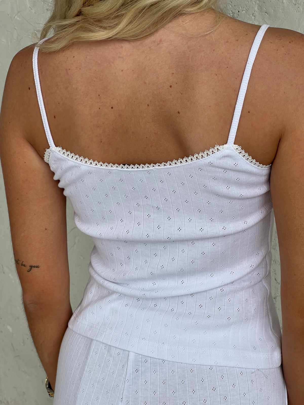 Kaya pointelle top - White