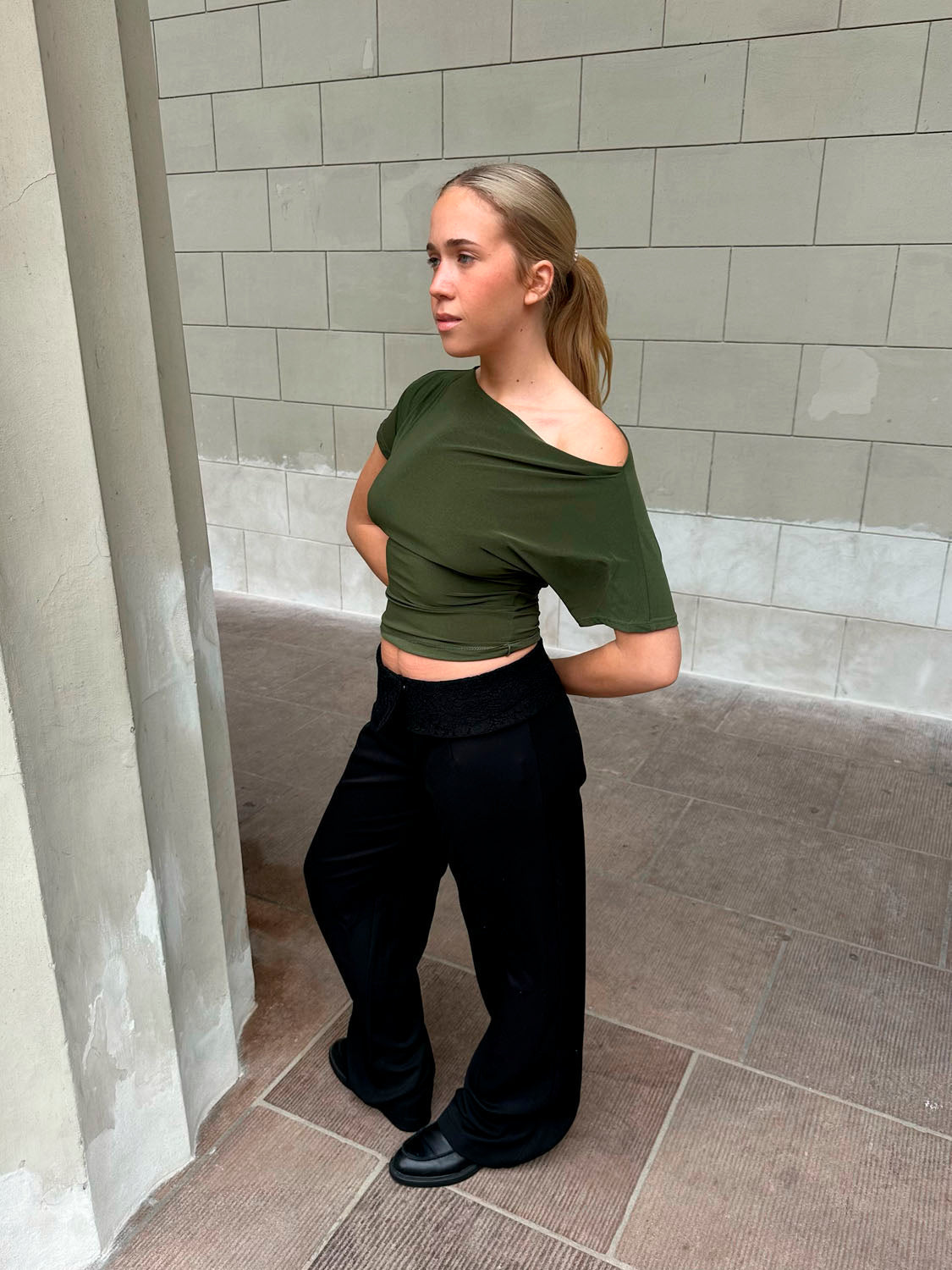 Florine fitted t-shirt – Khaki