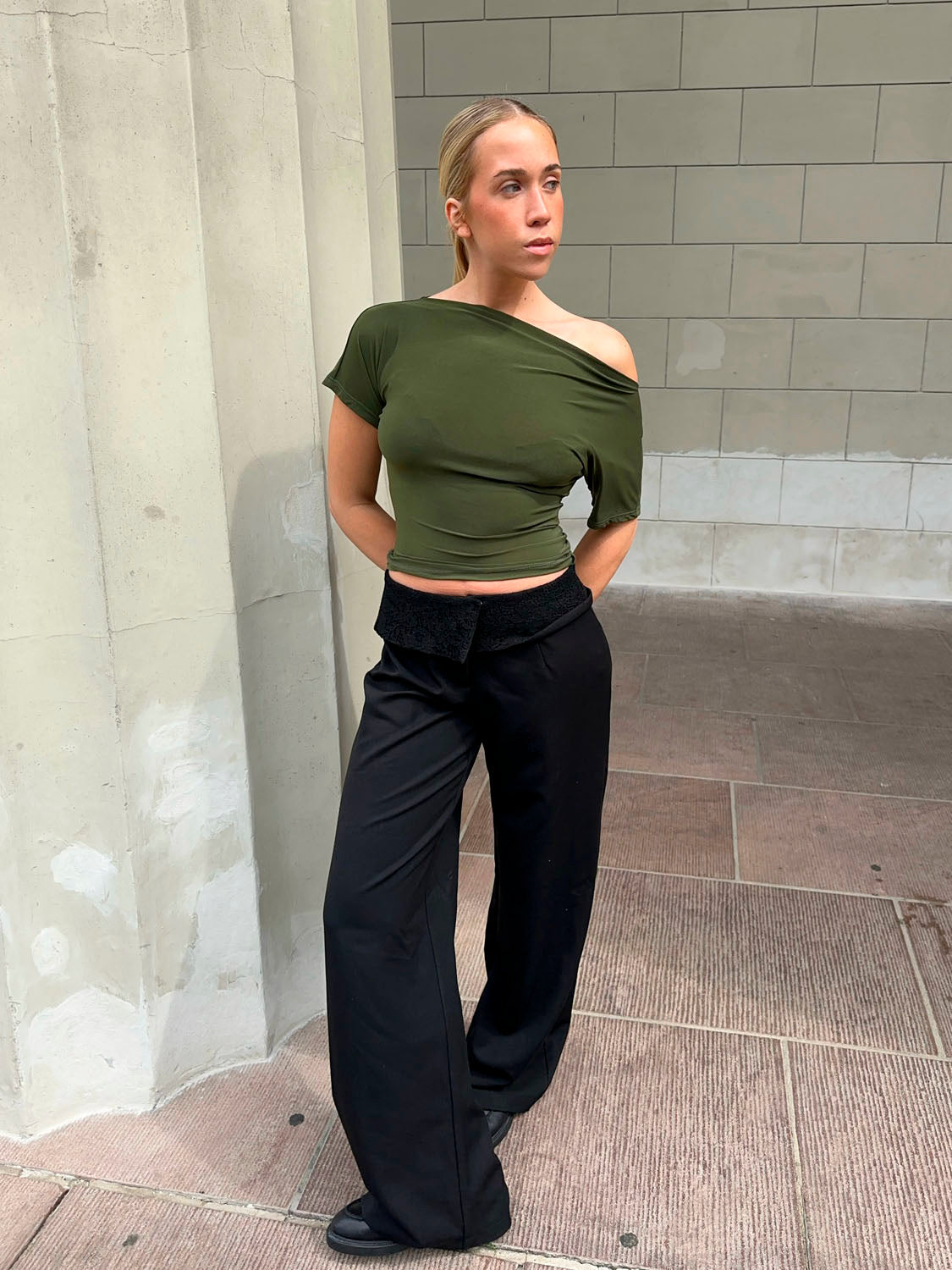 Florine fitted t-shirt – Khaki