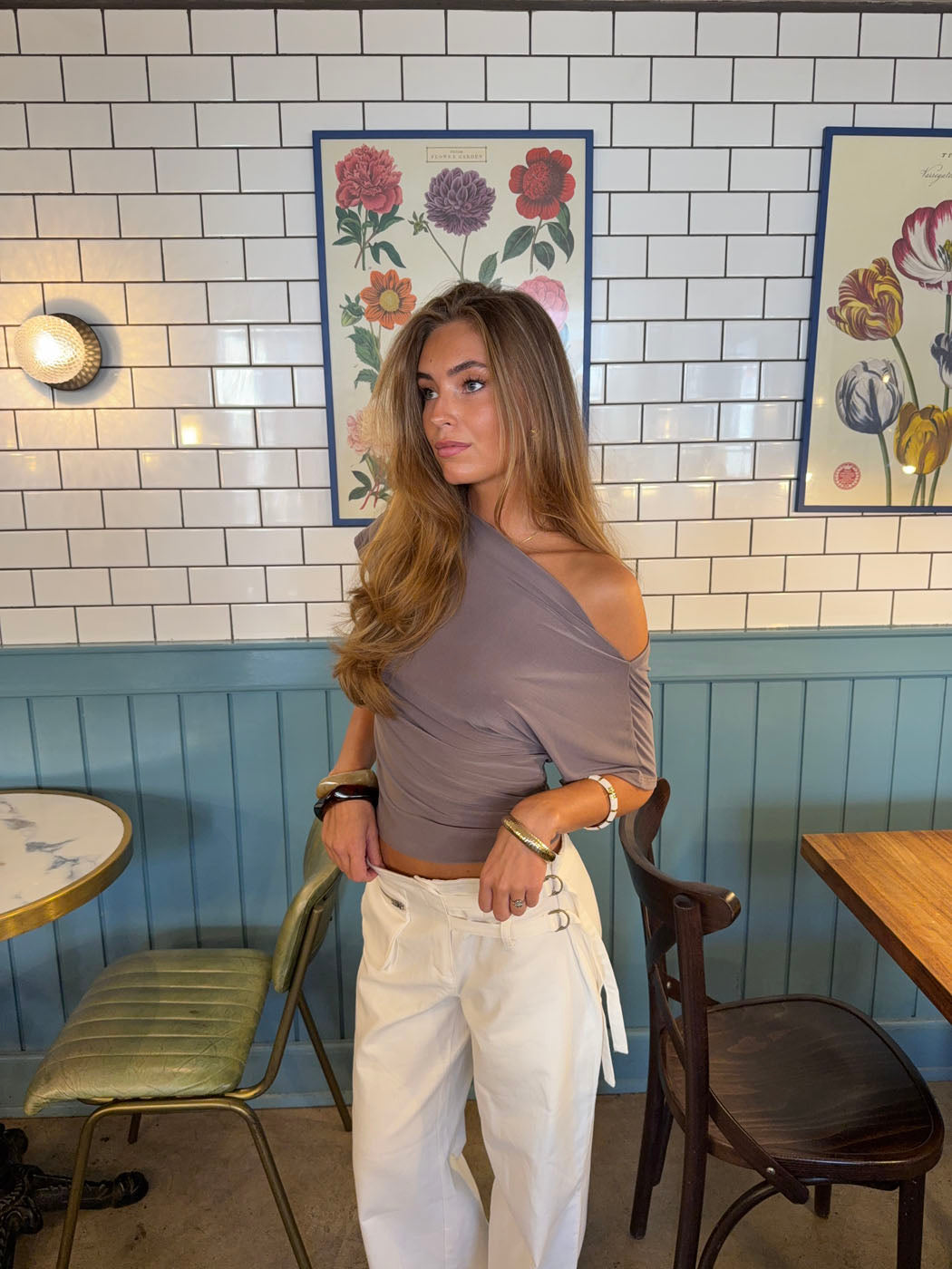 Florine fitted t-shirt – Taupe