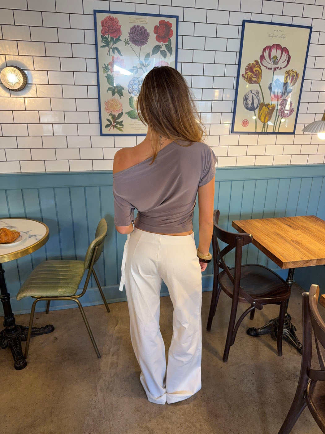 Florine fitted t-shirt – Taupe
