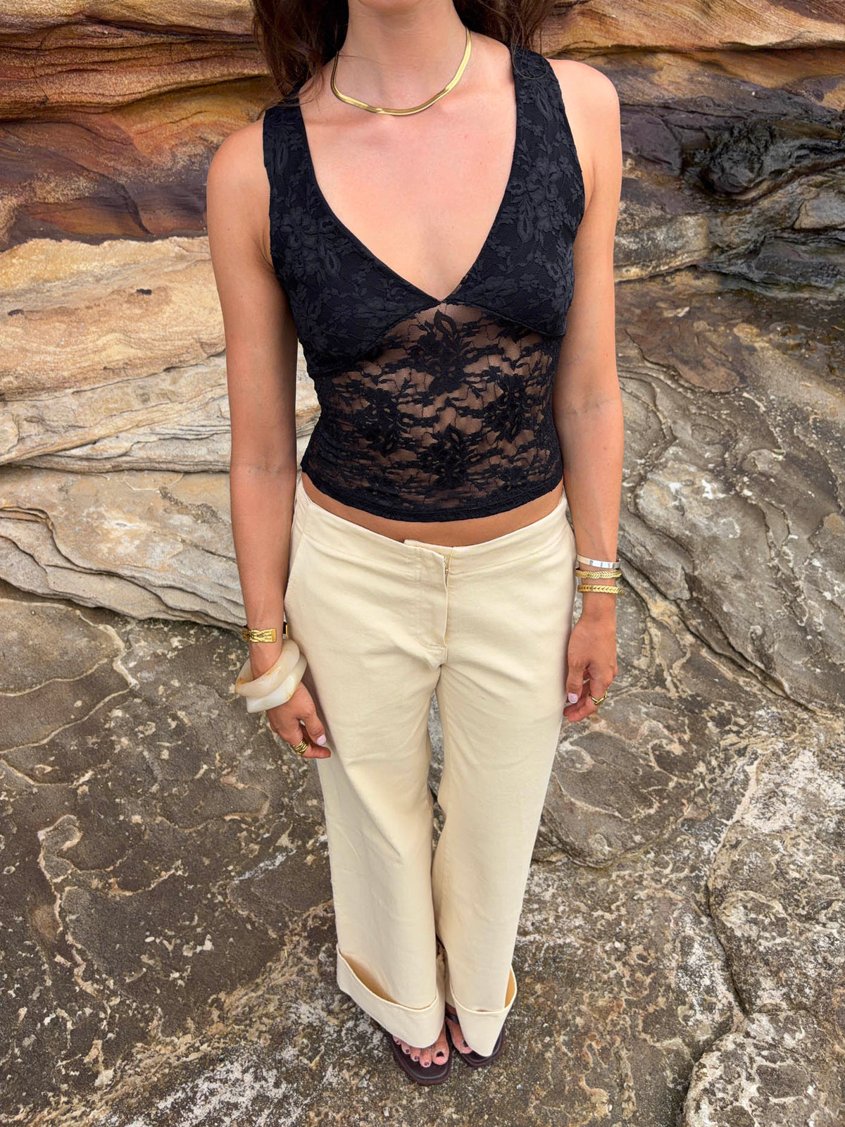Yana top with lace - Black