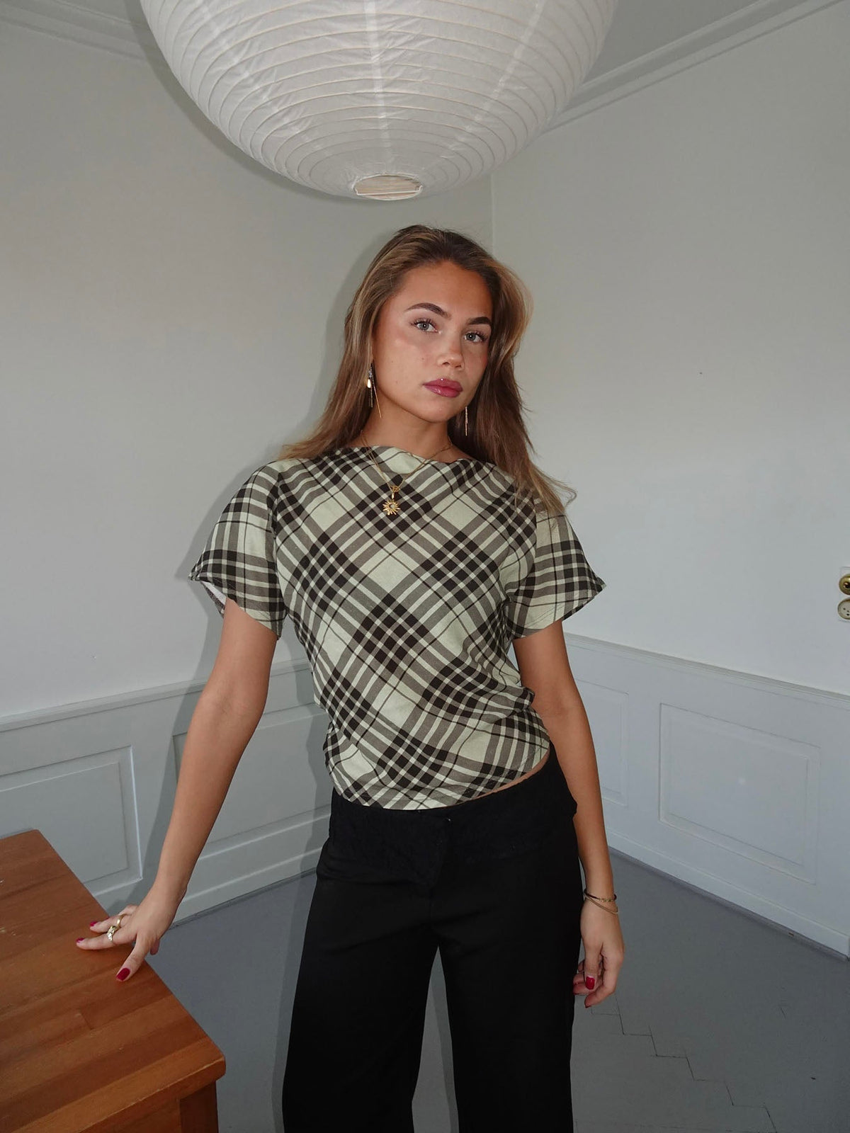 Ea checkered top with open back - Brown/green