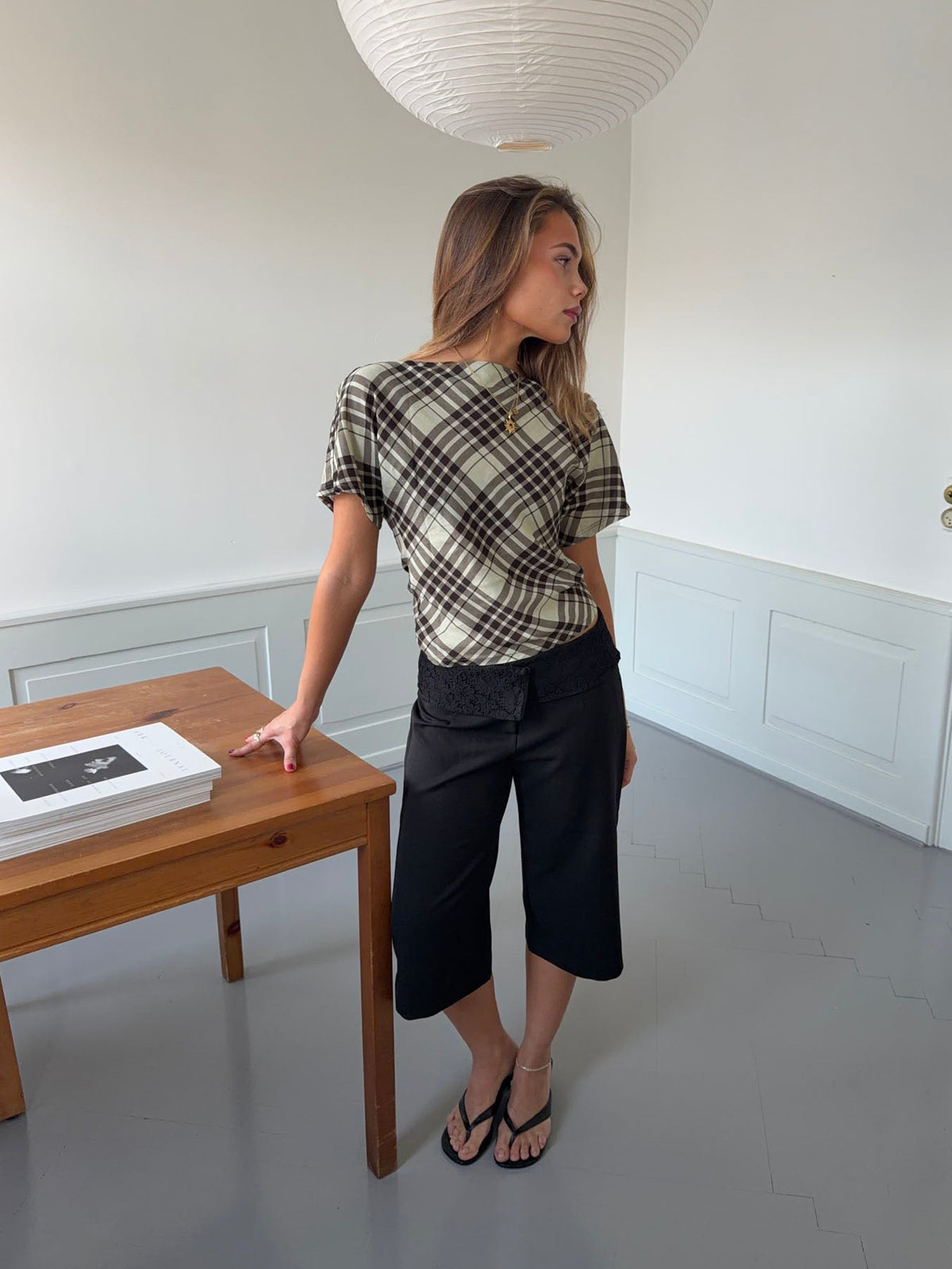 Ea checkered top with open back - Brown/green
