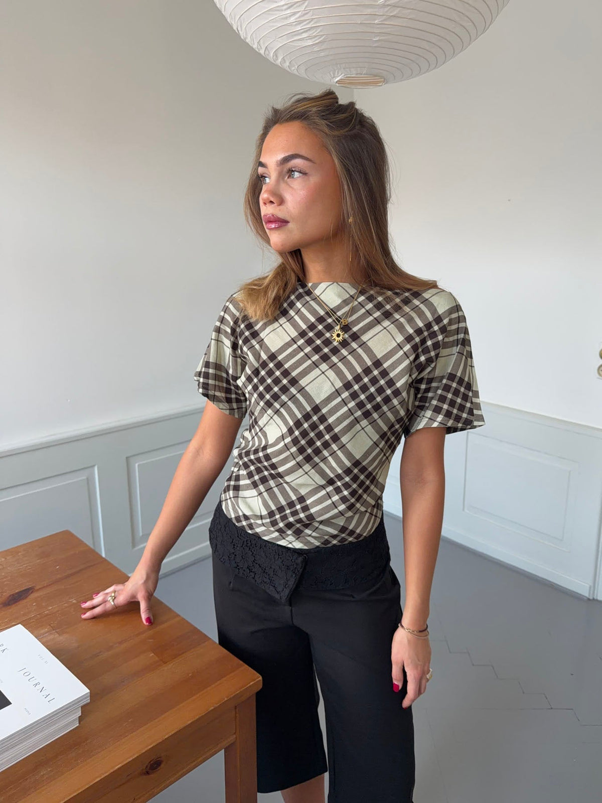 Ea checkered top with open back - Brown/green